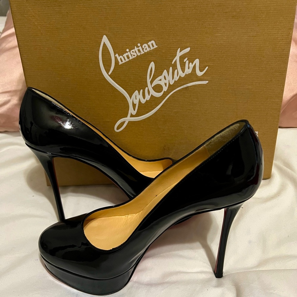 Christian Louboutin black Patent heels 36